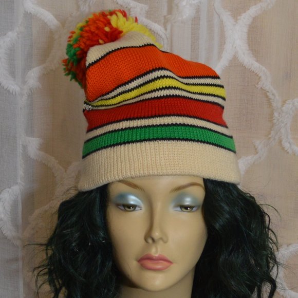 VINTAGE Other - Vintage 1960s Oversized Pom Beanie Toboggan Hat